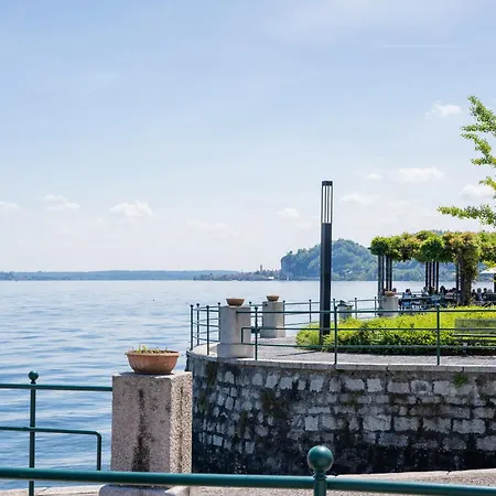 Casa Sogno Azzurro - Meina, Maggiore Сasa de vacaciones *